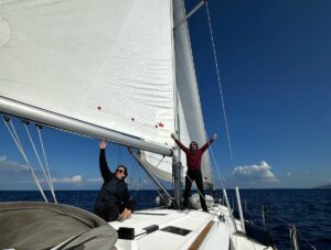 Aposperitis sailing